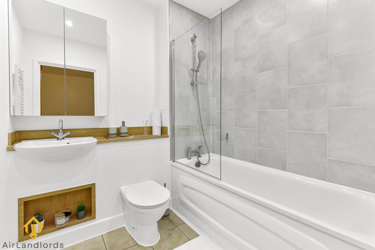 Exclusive 3 Bed 3Bath Penthouse Near Canary Wharf 伦敦 外观 照片